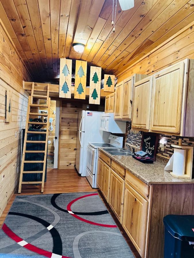 Country Cabins Hotel Chariton Buitenkant foto