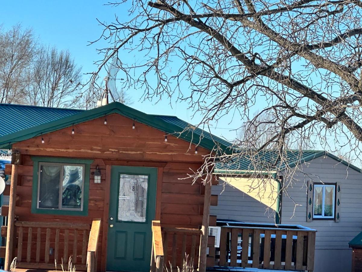 Country Cabins Hotel Chariton Buitenkant foto