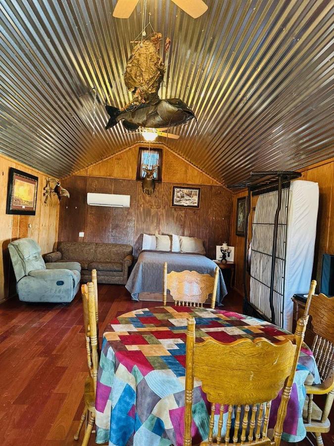 Country Cabins Hotel Chariton Buitenkant foto